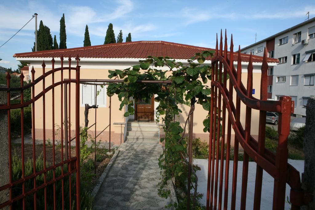 Apartments Radic Τρογκίρ Δωμάτιο φωτογραφία