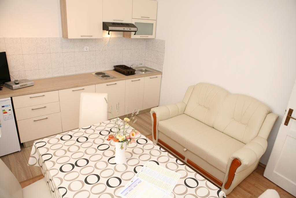 Apartments Radic Τρογκίρ Εξωτερικό φωτογραφία